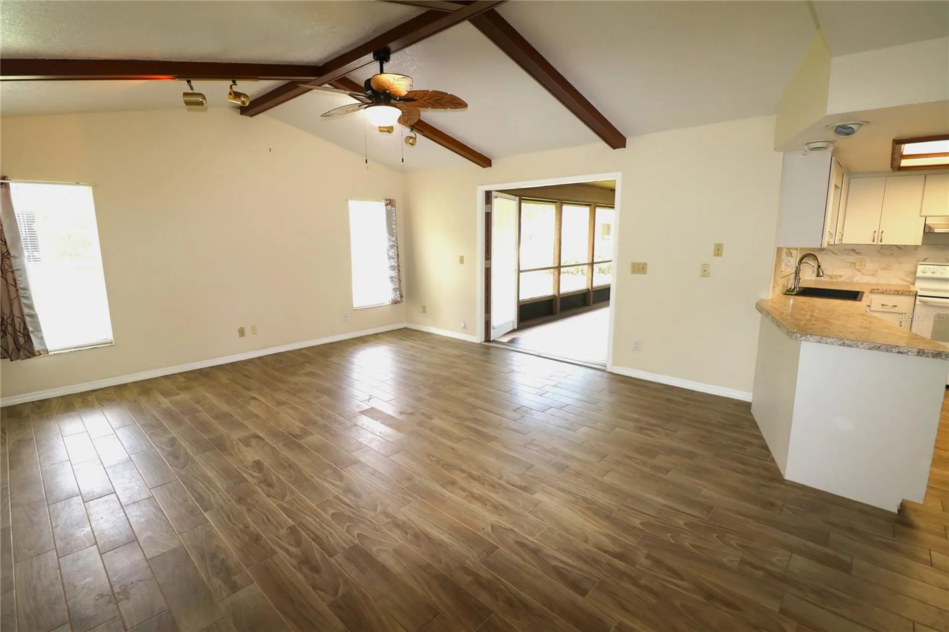1023 Redbud Circle Plant City FL 33563
