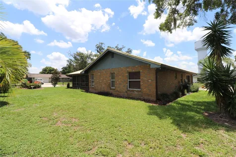 1023 Redbud Circle Plant City FL 33563