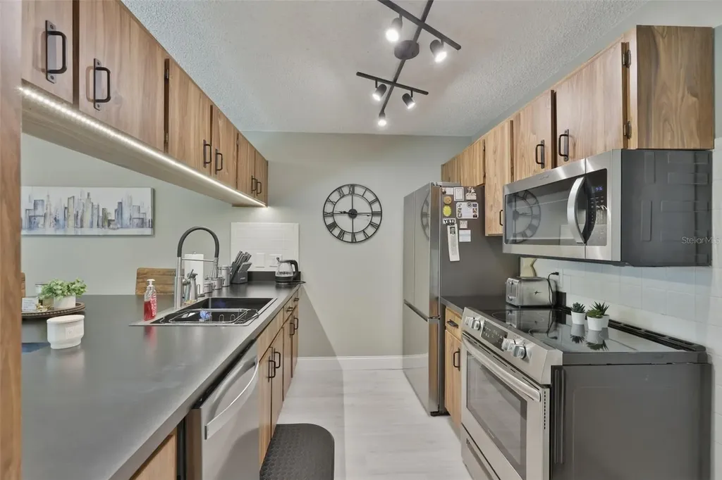 2186 Marshall Drive Dunedin FL 34698