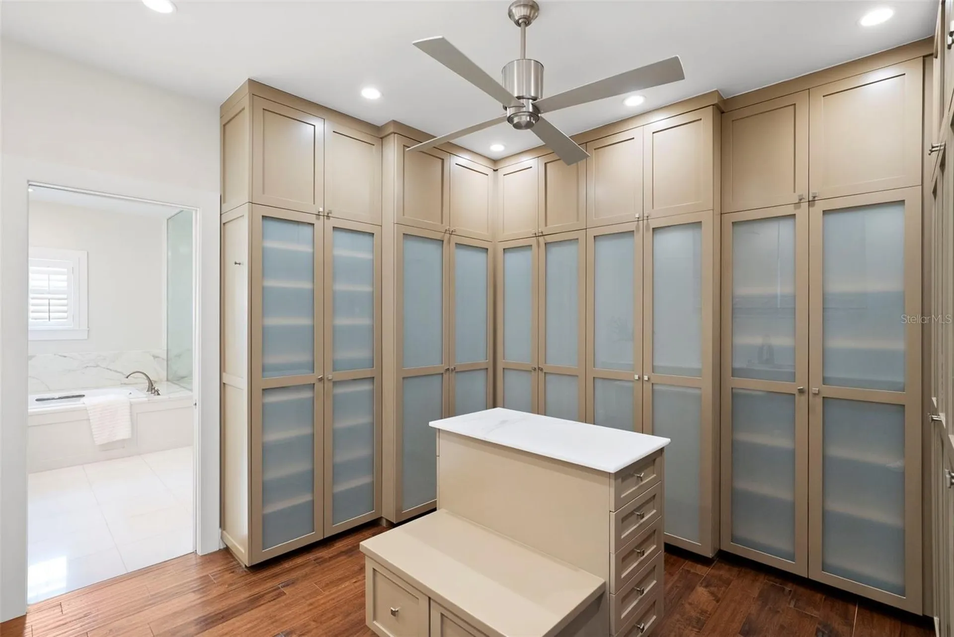 826 S Edison Avenue Tampa FL 33606