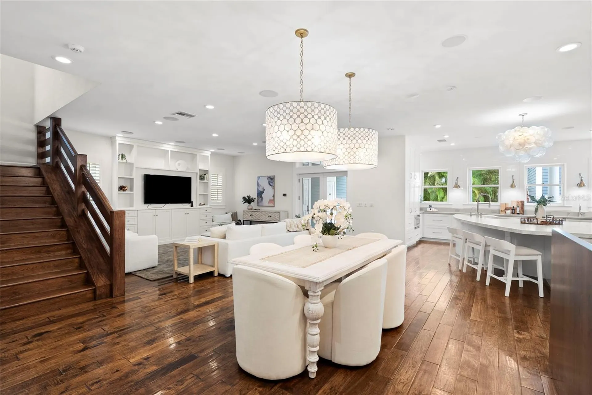 826 S Edison Avenue Tampa FL 33606