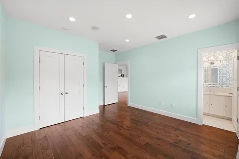 826 S Edison Avenue Tampa FL 33606