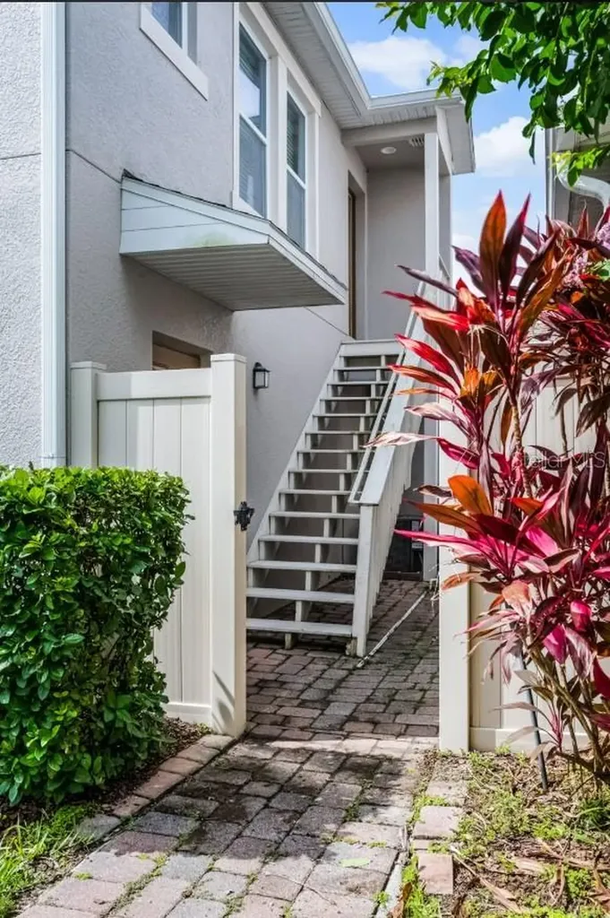 8623 Via Trieste Windermere FL 34786