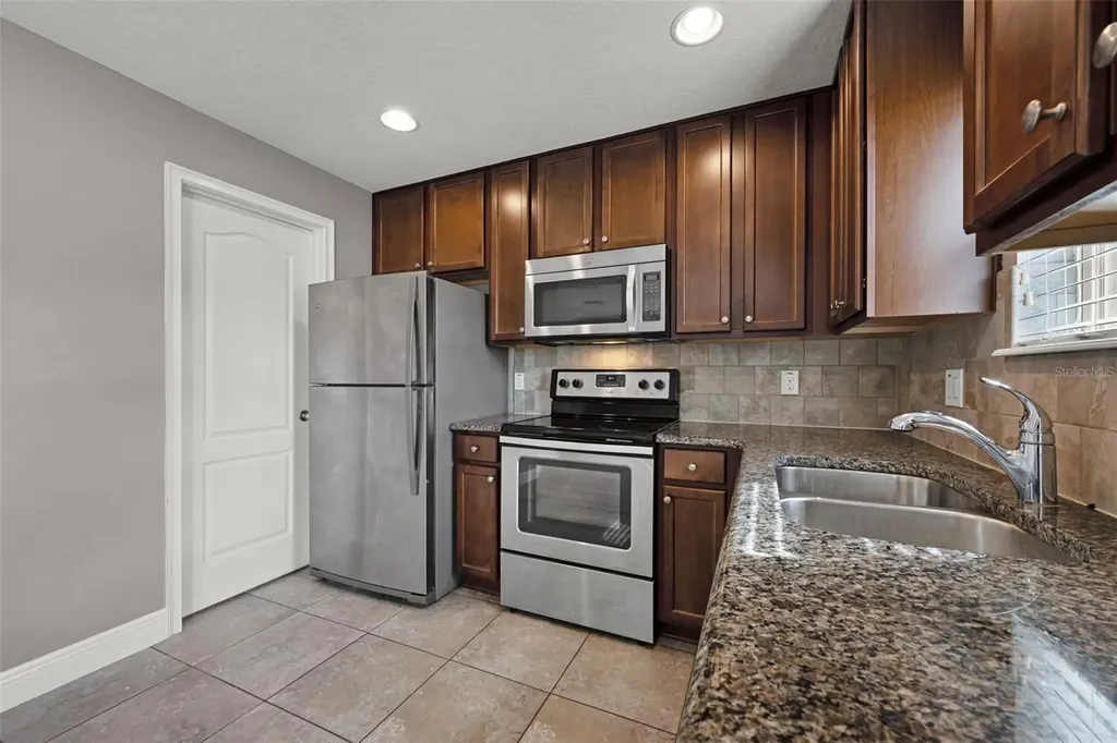 8623 Via Trieste Windermere FL 34786