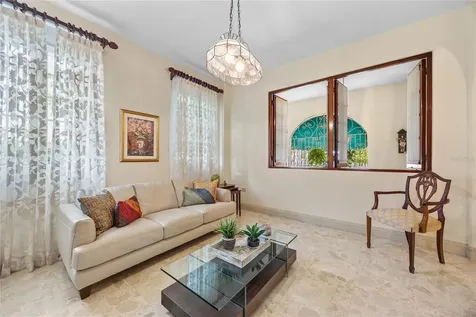 573 Calle Abolicion San Juan PR 00918