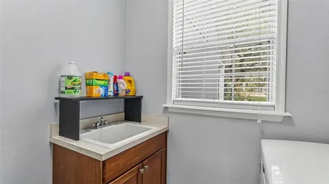 8044 Lake Hatchineha Road Haines City FL 33844