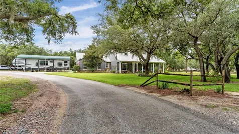 8044 Lake Hatchineha Road Haines City FL 33844