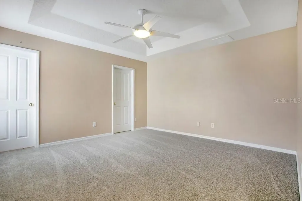 2205 Glossy Privet Drive Orlando FL 32828