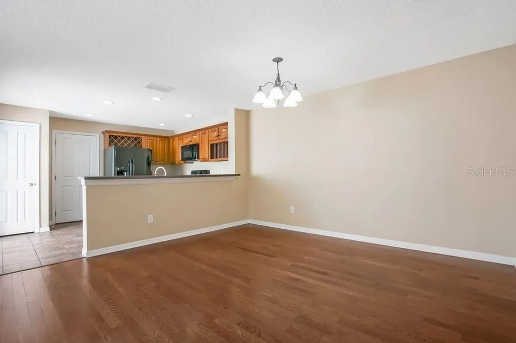 2205 Glossy Privet Drive Orlando FL 32828