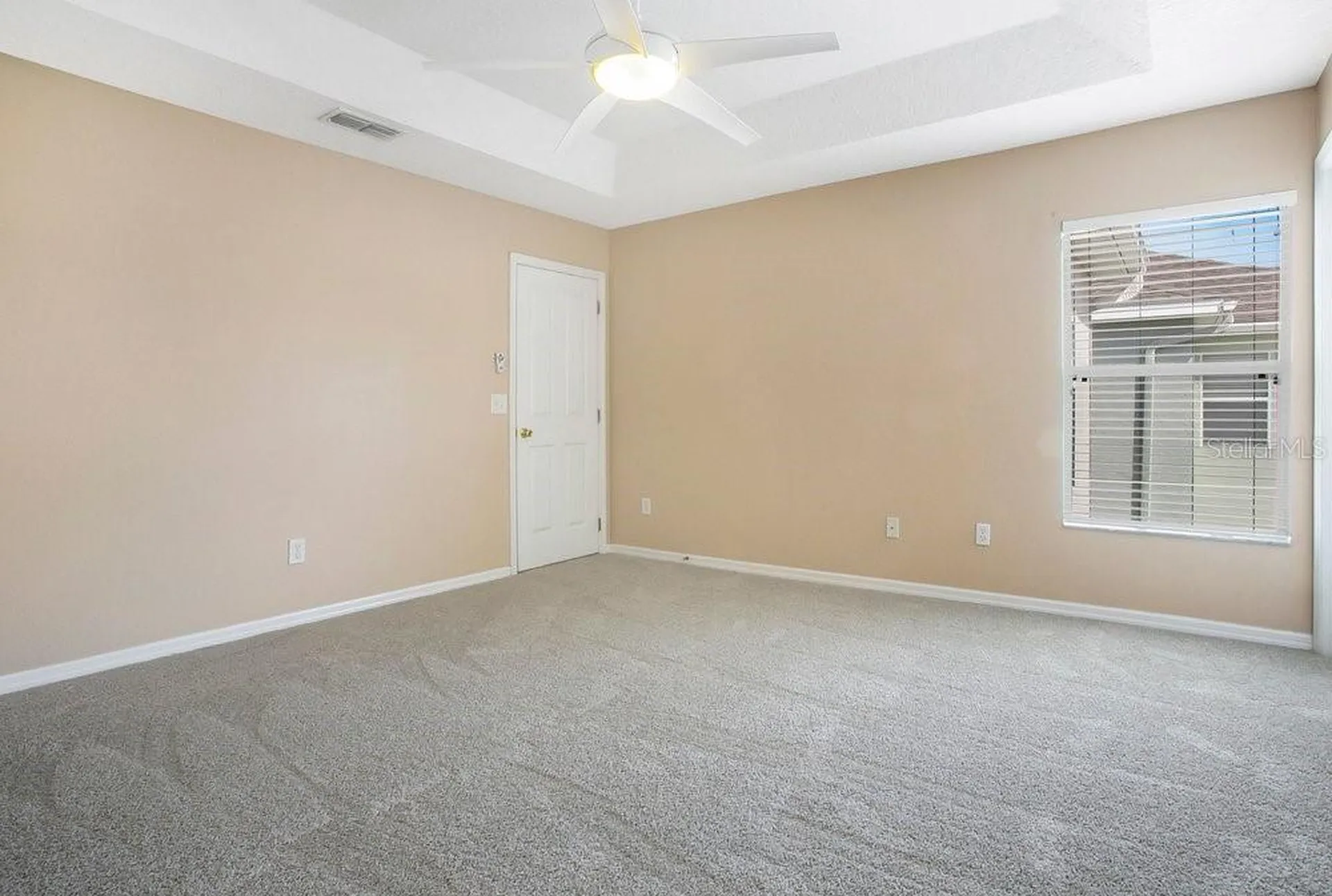 2205 Glossy Privet Drive Orlando FL 32828