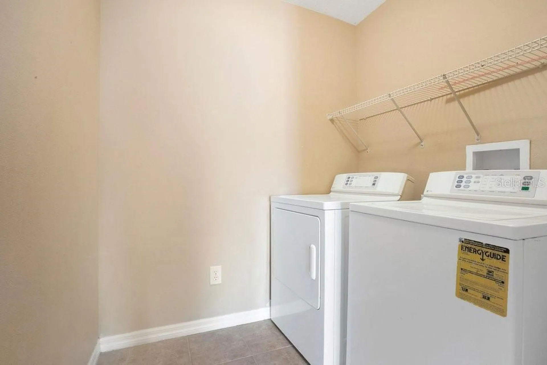 2205 Glossy Privet Drive Orlando FL 32828