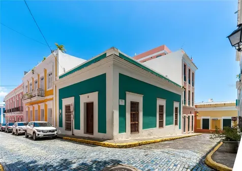 8 De La Cruz San Juan PR 00901