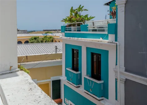 8 De La Cruz San Juan PR 00901
