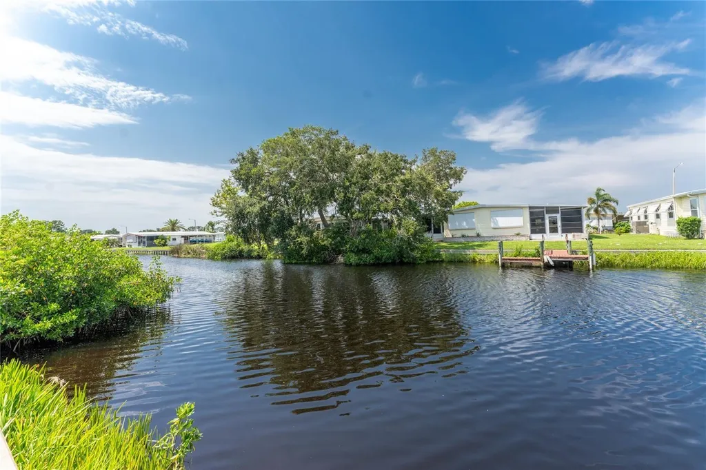 624 Blackburn Boulevard North Port FL 34287