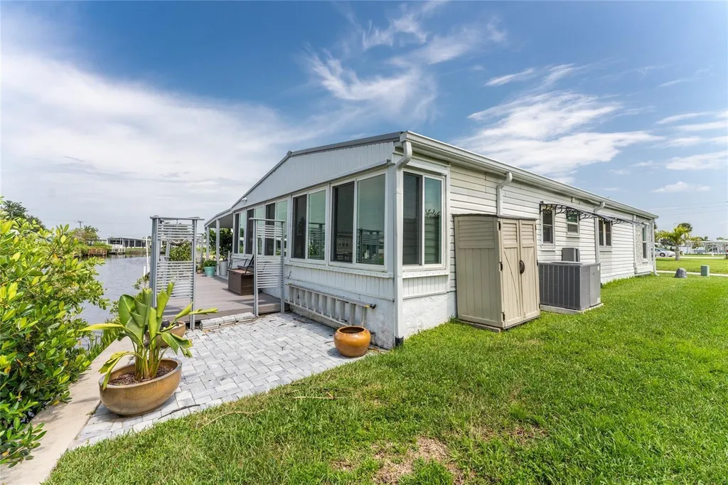 624 Blackburn Boulevard North Port FL 34287