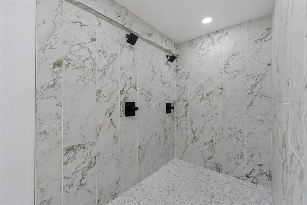 908 Oakwood Cove Altamonte Springs FL 32714