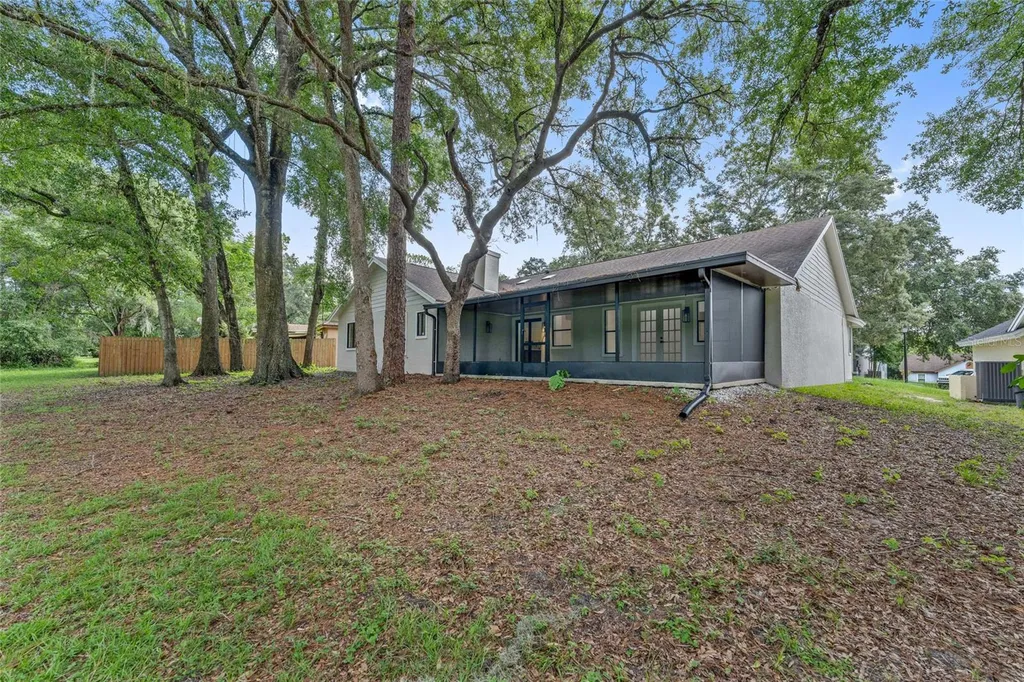 908 Oakwood Cove Altamonte Springs FL 32714