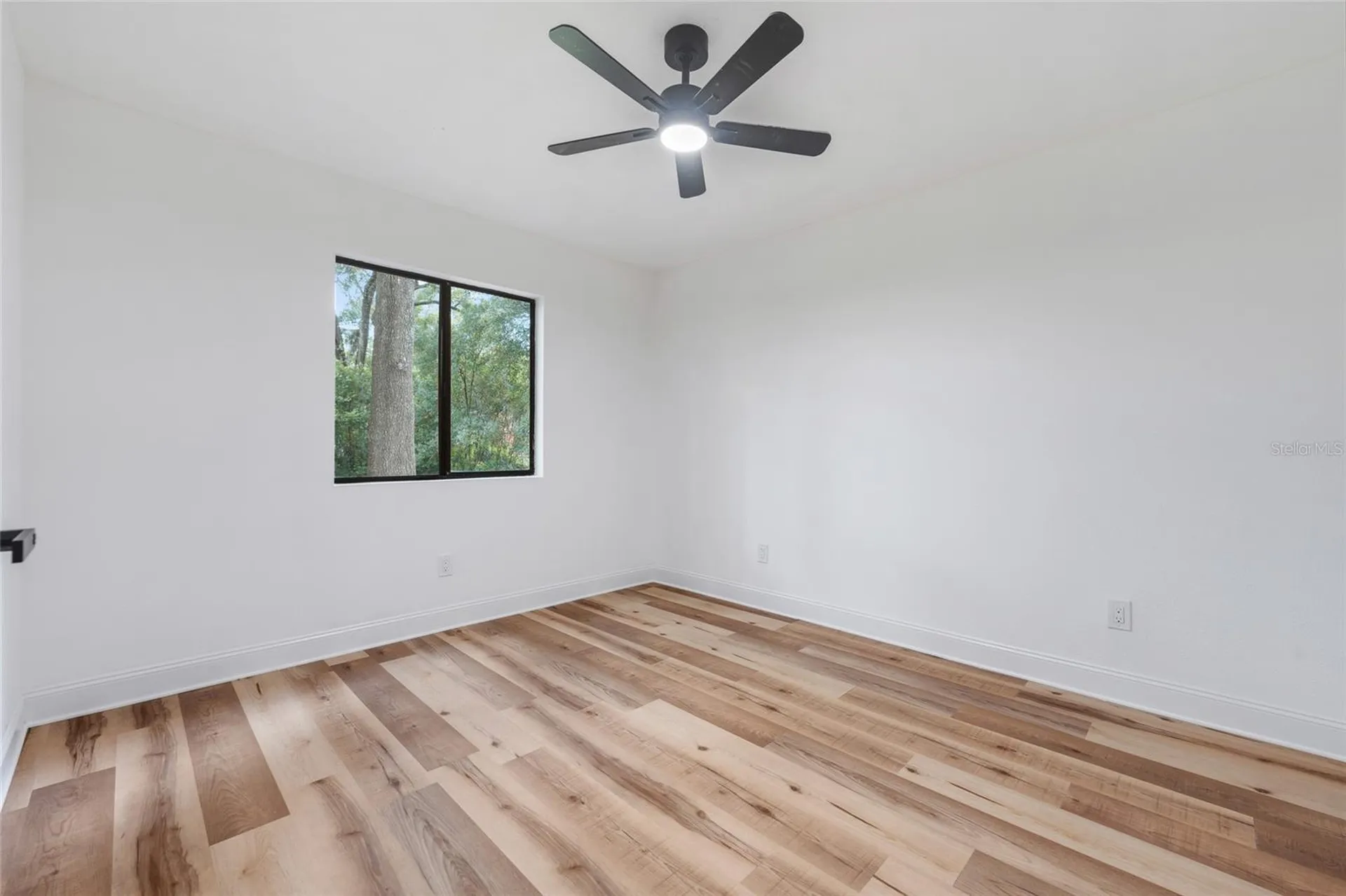908 Oakwood Cove Altamonte Springs FL 32714