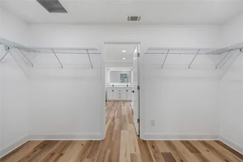 908 Oakwood Cove Altamonte Springs FL 32714