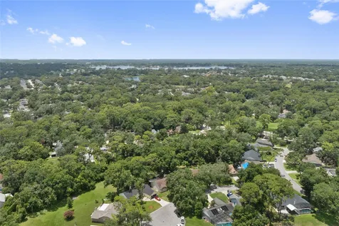 908 Oakwood Cove Altamonte Springs FL 32714
