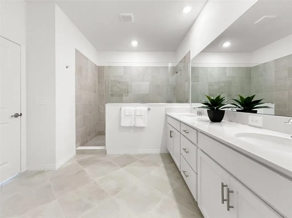 5552 Summit Pointe Circle Bradenton FL 34210