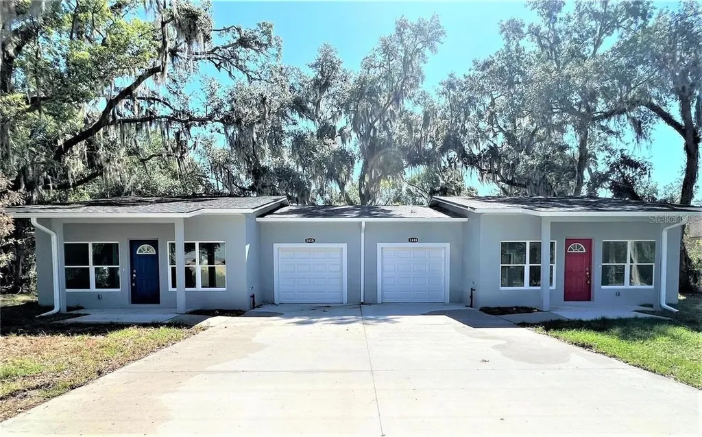 1418 N Orange Street Mount Dora FL 32757