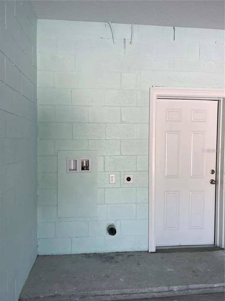 1418 N Orange Street Mount Dora FL 32757