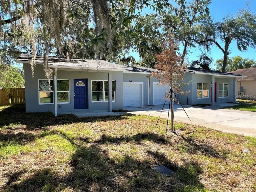 1418 N Orange Street Mount Dora FL 32757