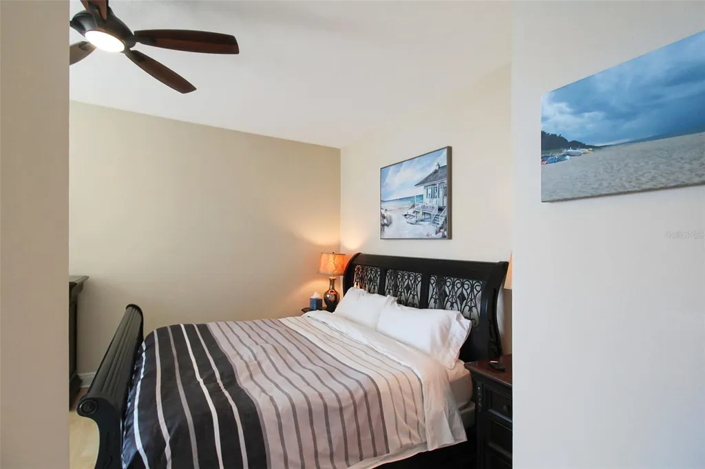 800 N Tamiami Trail Sarasota FL 34236