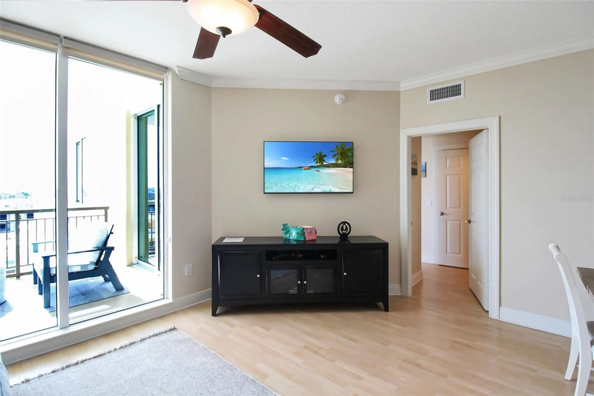 800 N Tamiami Trail Sarasota FL 34236