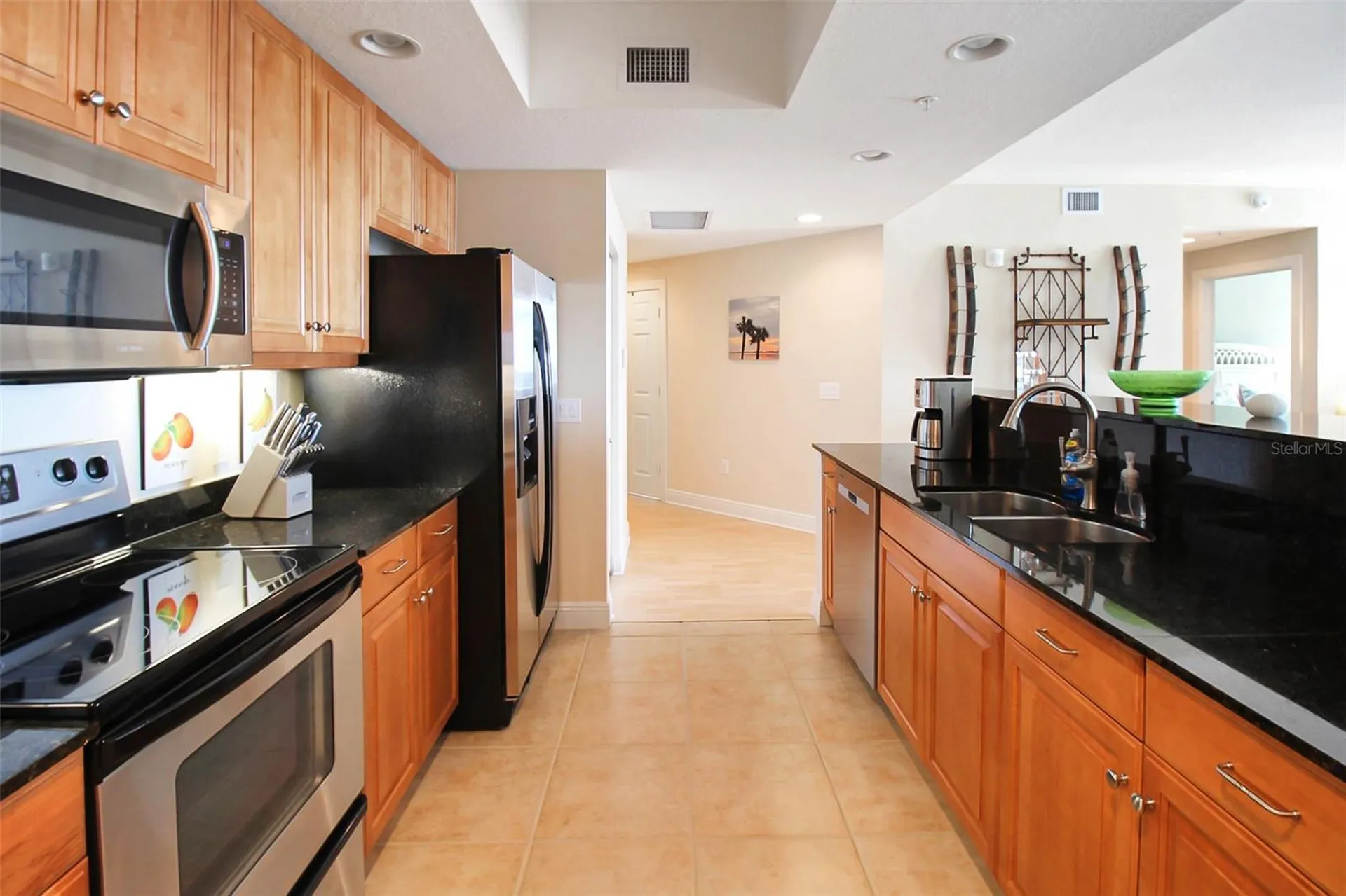 800 N Tamiami Trail Sarasota FL 34236