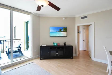 800 N Tamiami Trail Sarasota FL 34236