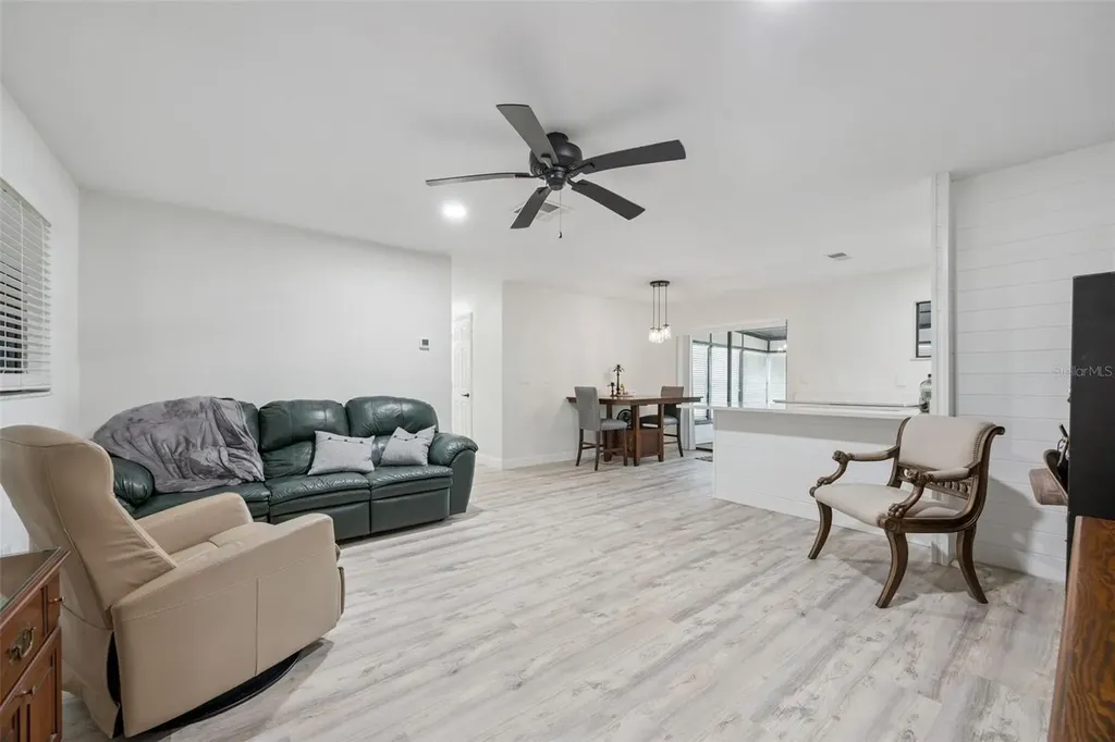 2082 Shady Lane Geneva FL 32732