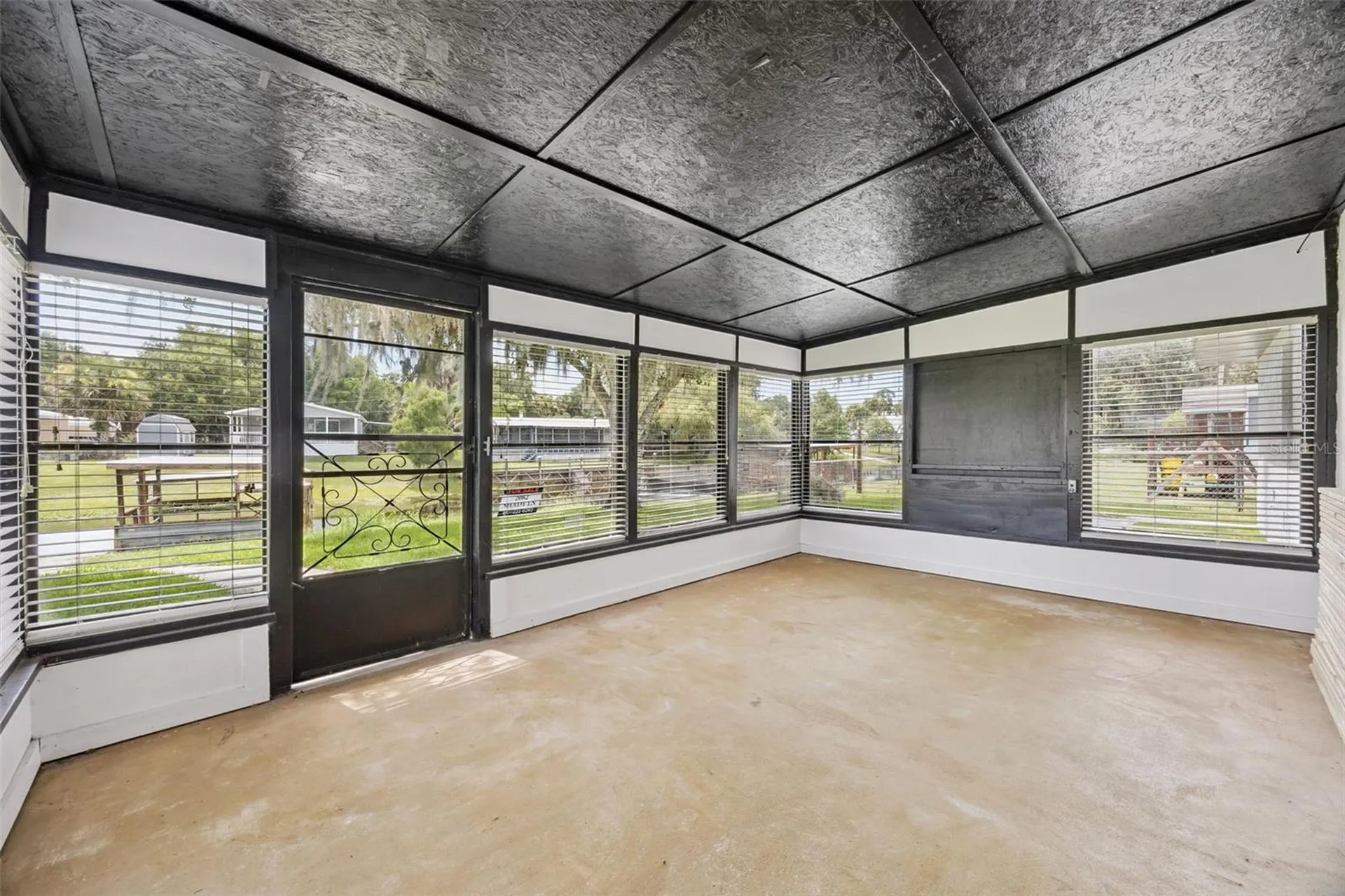 2082 Shady Lane Geneva FL 32732