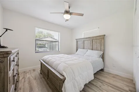 2082 Shady Lane Geneva FL 32732