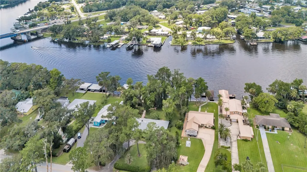 1940 Alice Drive Astor FL 32102