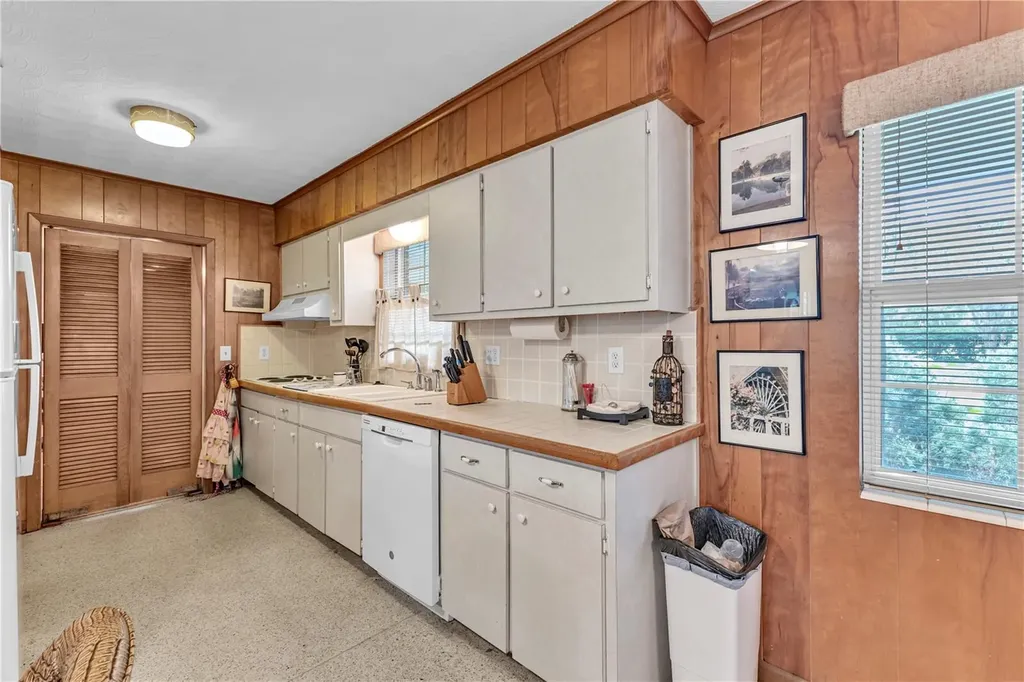 1940 Alice Drive Astor FL 32102