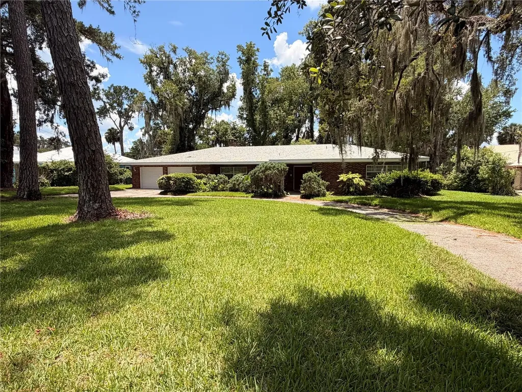1940 Alice Drive Astor FL 32102