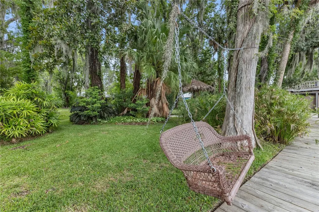 1940 Alice Drive Astor FL 32102