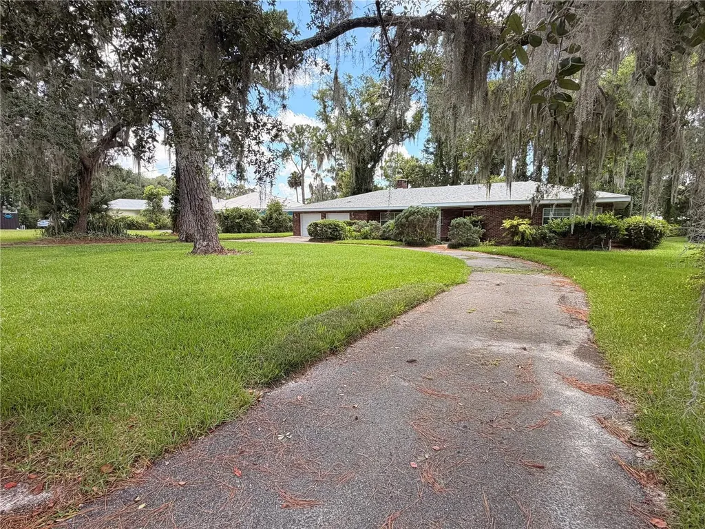 1940 Alice Drive Astor FL 32102