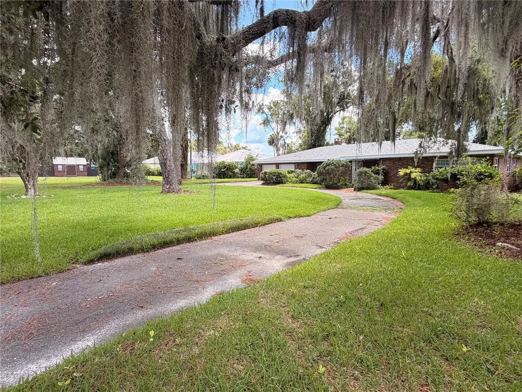 1940 Alice Drive Astor FL 32102