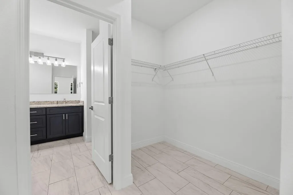 2744 W Redgate Drive Dunnellon FL 34433