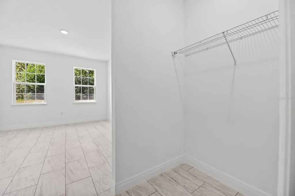 2744 W Redgate Drive Dunnellon FL 34433