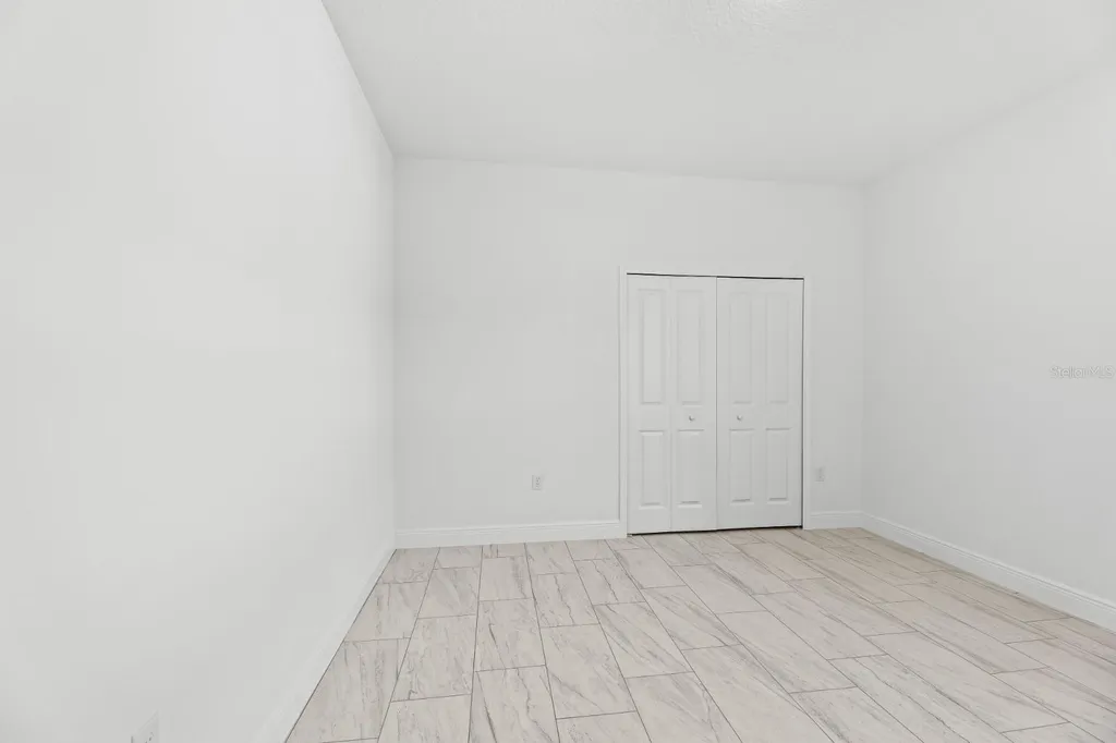 2744 W Redgate Drive Dunnellon FL 34433