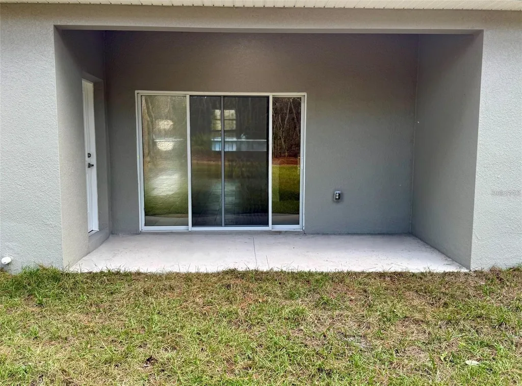 2744 W Redgate Drive Dunnellon FL 34433