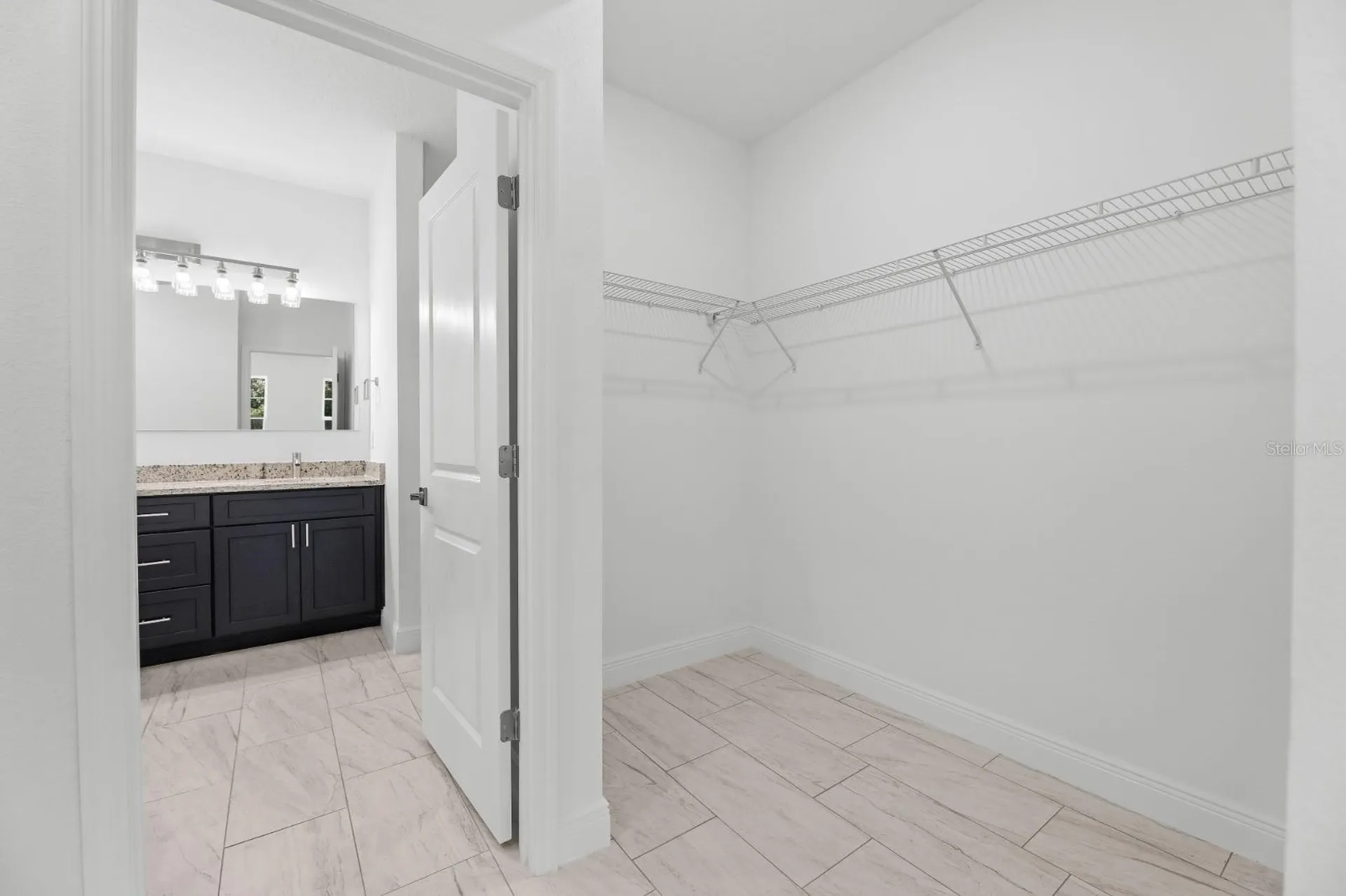 2744 W Redgate Drive Dunnellon FL 34433