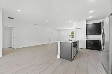 2744 W Redgate Drive Dunnellon FL 34433