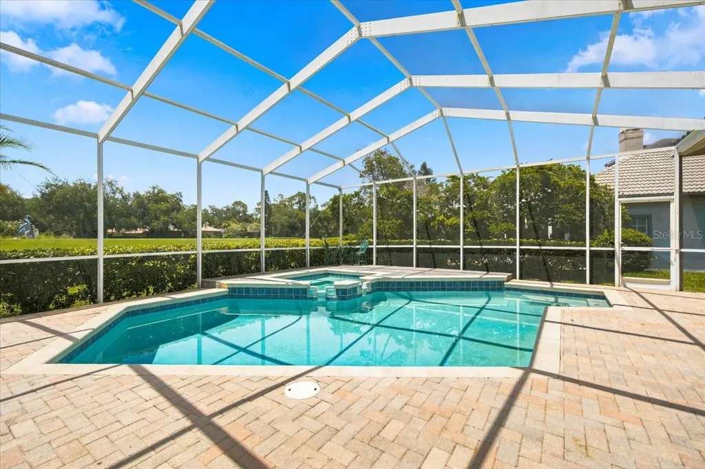 85 Kelleys Trail Oldsmar FL 34677