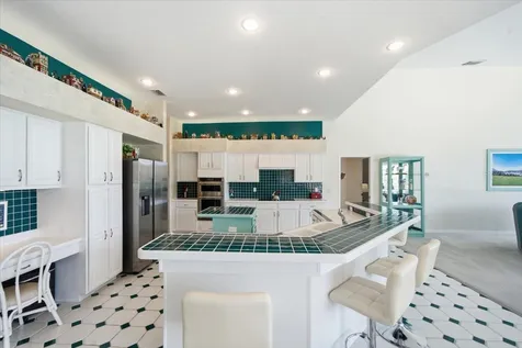 85 Kelleys Trail Oldsmar FL 34677