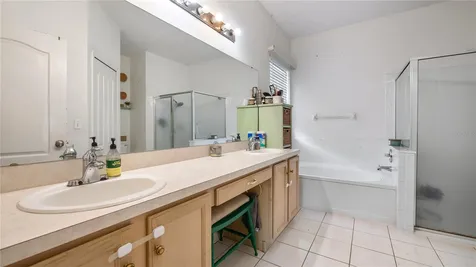 12827 Woodbury Glen Drive Orlando FL 32828